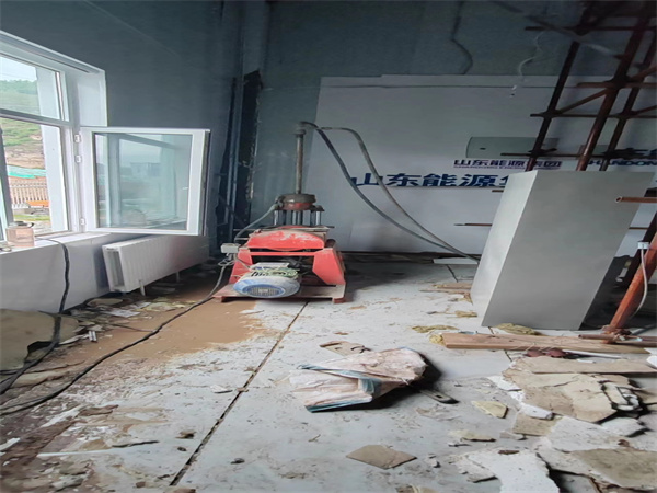 靖宇地基基础下沉墙体裂缝加固注浆顶升施工